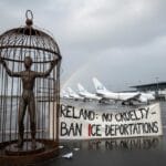 അയർലൻഡ് ഷാനോണിൽ നിന്ന് പുറപ്പെടുന്ന 'ക്രൂരമായ' ICE നാടുകടത്തൽ വിമാനങ്ങൾ നിരോധിക്കാൻ വർദ്ധിച്ചുവരുന്ന സമ്മർദ്ദം നേരിടുന്നു.