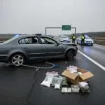 ഡബ്ലിനിലും സിനിമ സ്റ്റൈൽ ഗാർഡ കാർ ചെസ് , വൻ മയക്കുമരുന്ന് പിടികൂടി