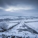 അയർലൻഡ്; ആർട്ടിക് കാറ്റ് ആഞ്ഞുവീശുന്നതിനെ തുടർന്ന് Met Éireann മഞ്ഞുവീഴ്ച മുന്നറിയിപ്പ്.